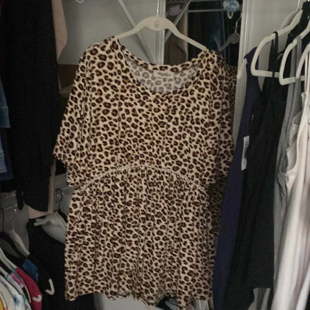 Leopard Print Babydoll Tee - Picture 1 of 4